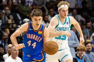 Nikola Topic makes his NBA debut for the Thunder after testicular cancer diagnosis and chemotherapy image
