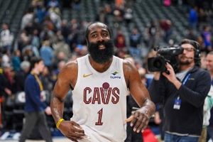 James Harden questionable for the Cavaliers against the Bucks after injuring his right thumb image