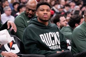 Bucks say Antetokounmpo is questionable for Celtics game as he seeks to return from calf strain image