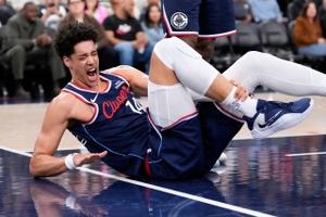 Clippers rookie Yanic Konan Niederhauser out for season after right foot ligament tear image