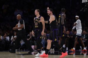 Luka’s 31, Reaves’ big 2nd half propel Lakers to season sweep of Timberwolves with 120-106 victory image